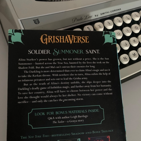 Siege and Storm book for sale - Picture 2 of 2